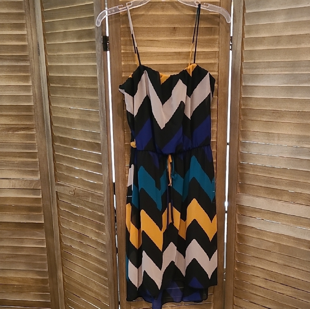 Chevron Strappy Dress in Multicolor